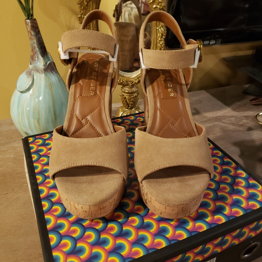 Kurt Geiger Mayfair Tan Cork Platform Block Heel Sandals w/ Crystal Eagle NIB! ♡ - Picture 4 of 11